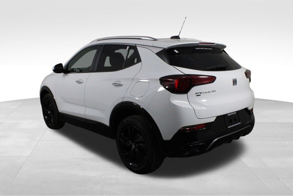 2024 Buick Encore GX Sport Touring photo 3
