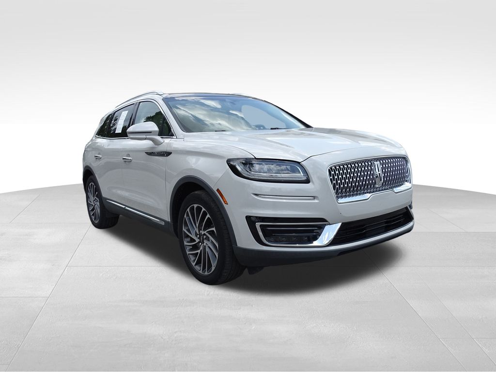 2020 Lincoln Nautilus Reserve photo 2