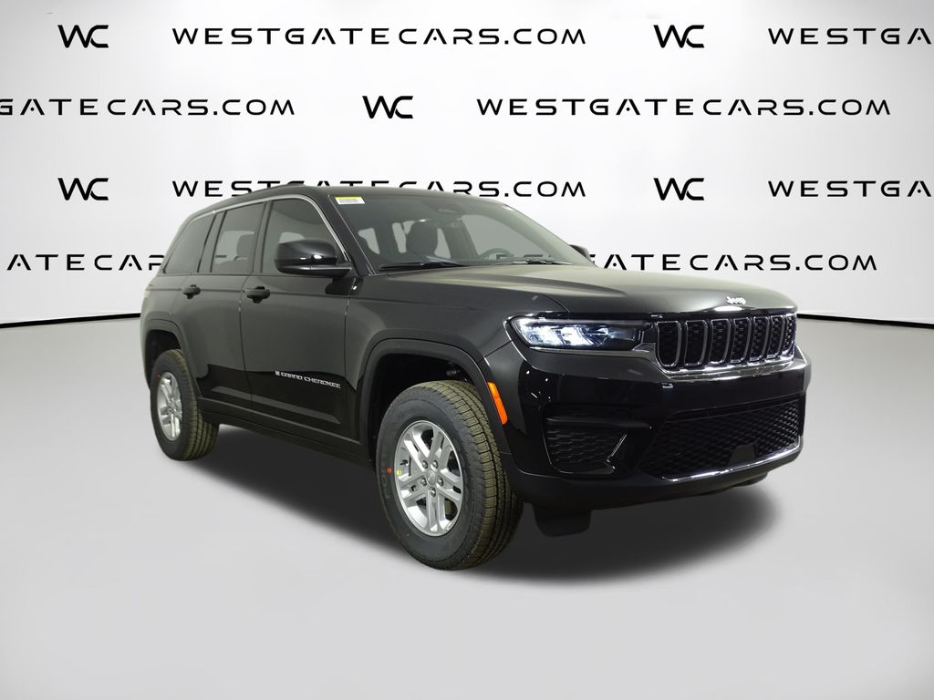 2025 Jeep Grand Cherokee Laredo's photo