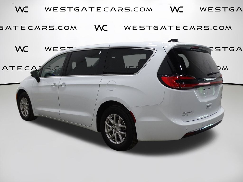 Used 2024 Chrysler Pacifica Touring L Van Passenger Van