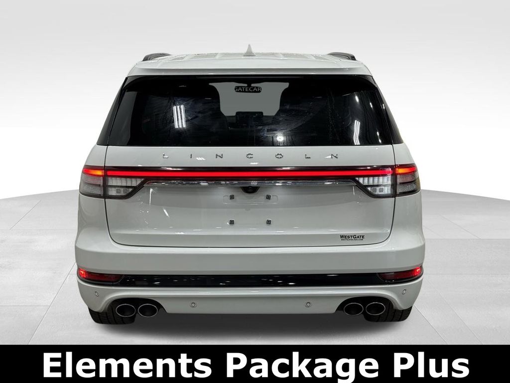 2023 Lincoln Aviator Reserve photo 3