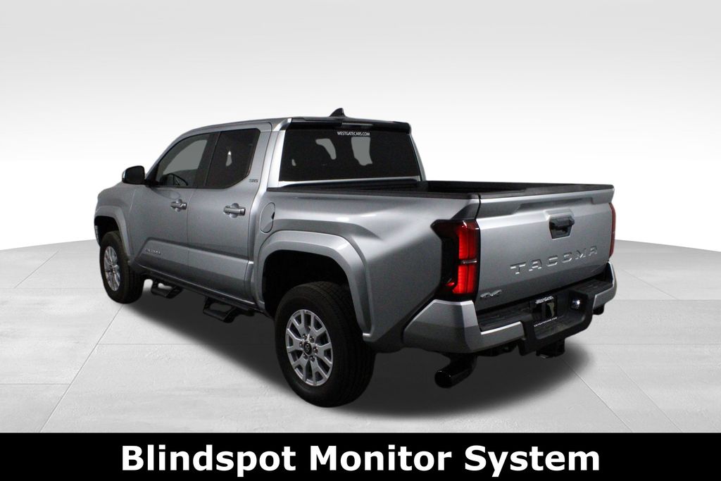 2024 Toyota Tacoma SR5 photo 3