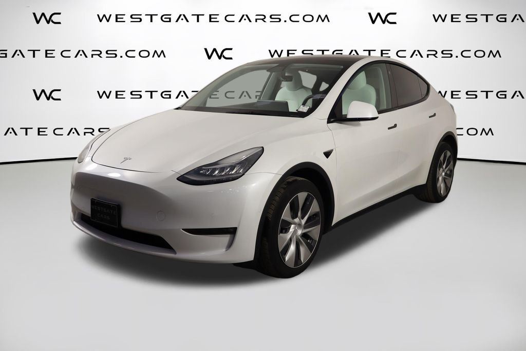 2021 Tesla Model Y Long Range Dual Motor All-Wheel Drive's photo