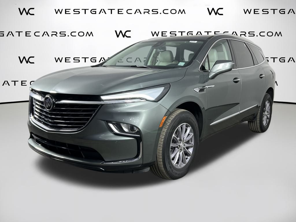 2023 Buick Enclave Essence's photo