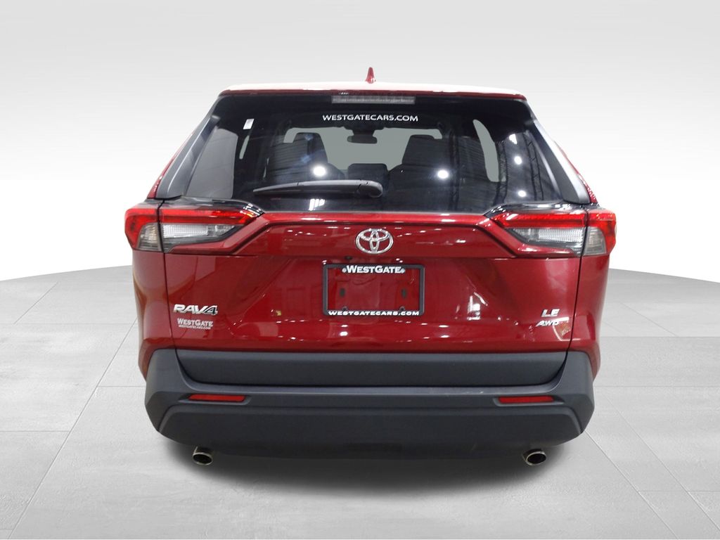 2023 Toyota RAV4 LE photo 4