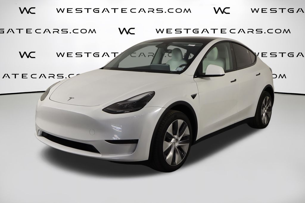 2024 Tesla Model Y Long Range Dual Motor All-Wheel Drive's photo
