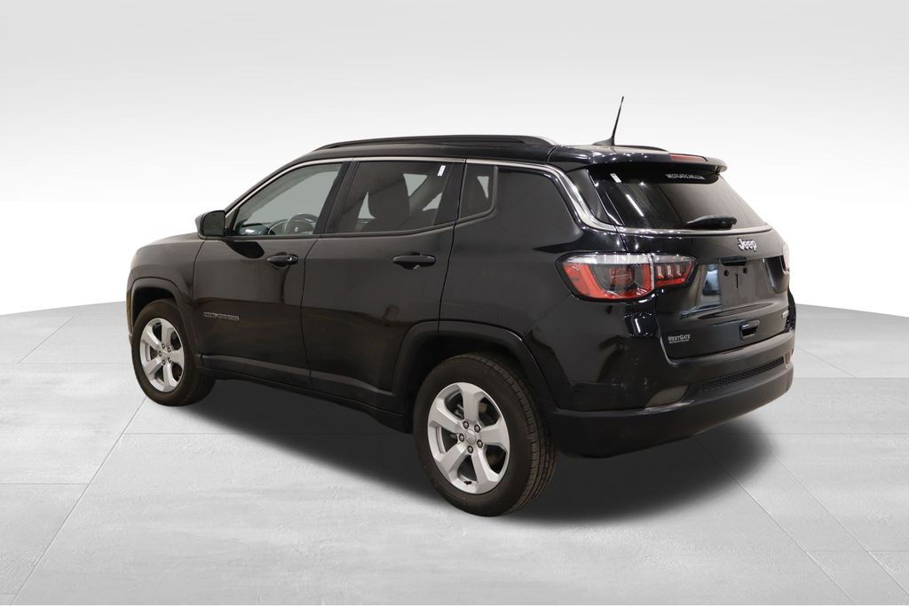 2018 Jeep Compass Latitude photo 3
