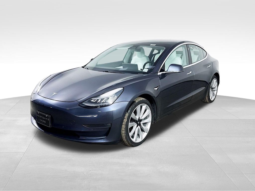 2019 Tesla Model 3 Long Range photo 3