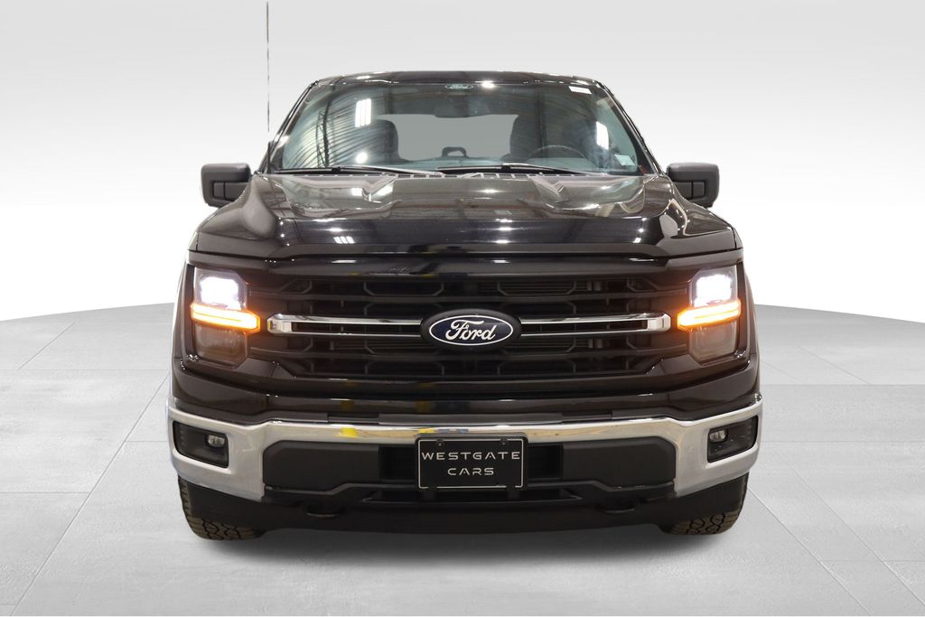 2024 Ford F-150 XLT photo 2