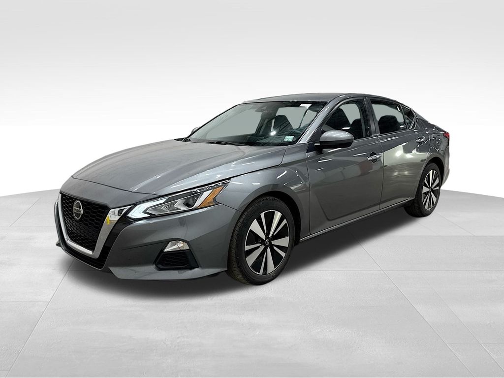 2022 Nissan Altima 2.5 SV photo 2