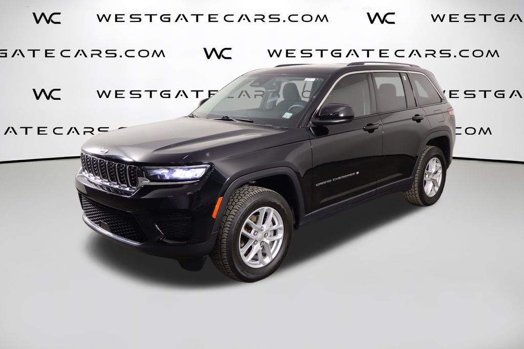 Used 2023 Jeep Grand Cherokee Laredo SUV