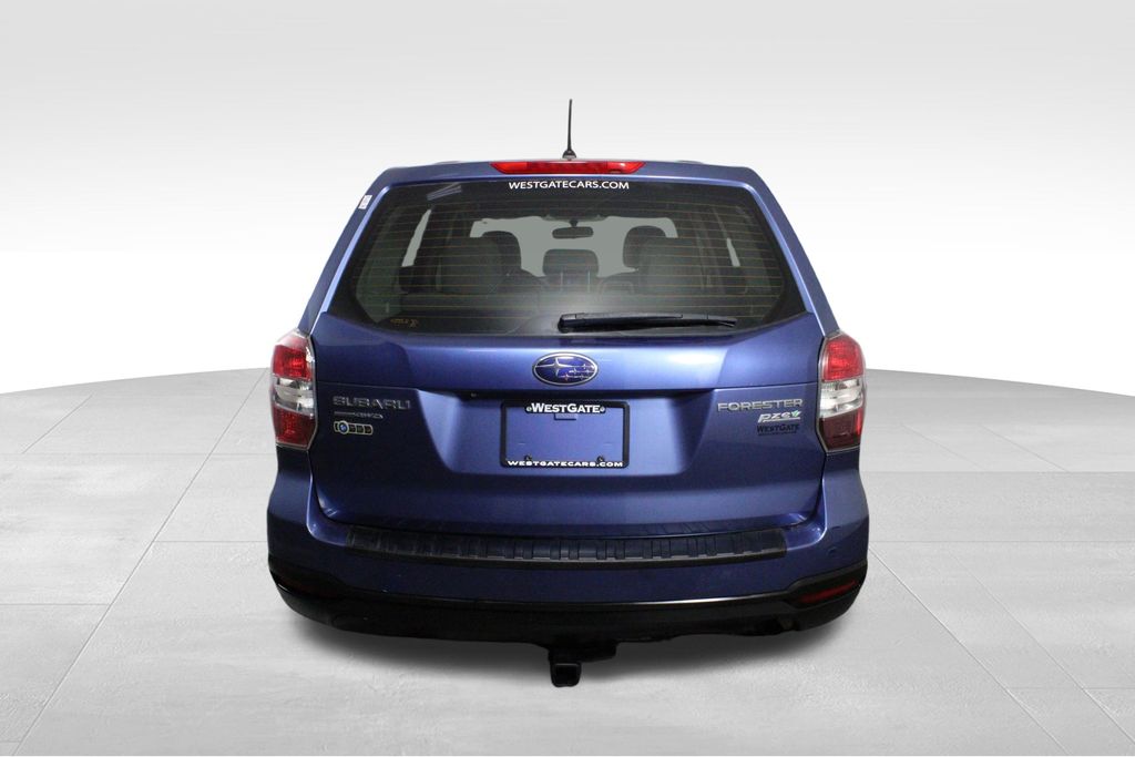 2015 Subaru Forester 2.5i photo 4