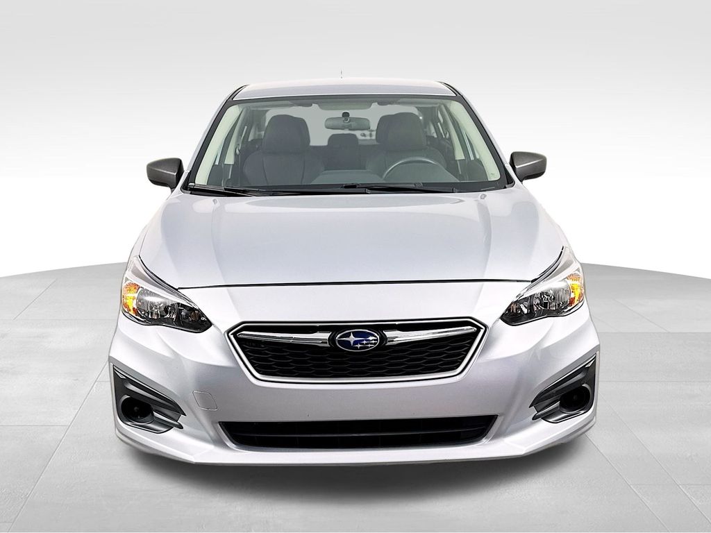 2018 Subaru Impreza 2.0i photo 2