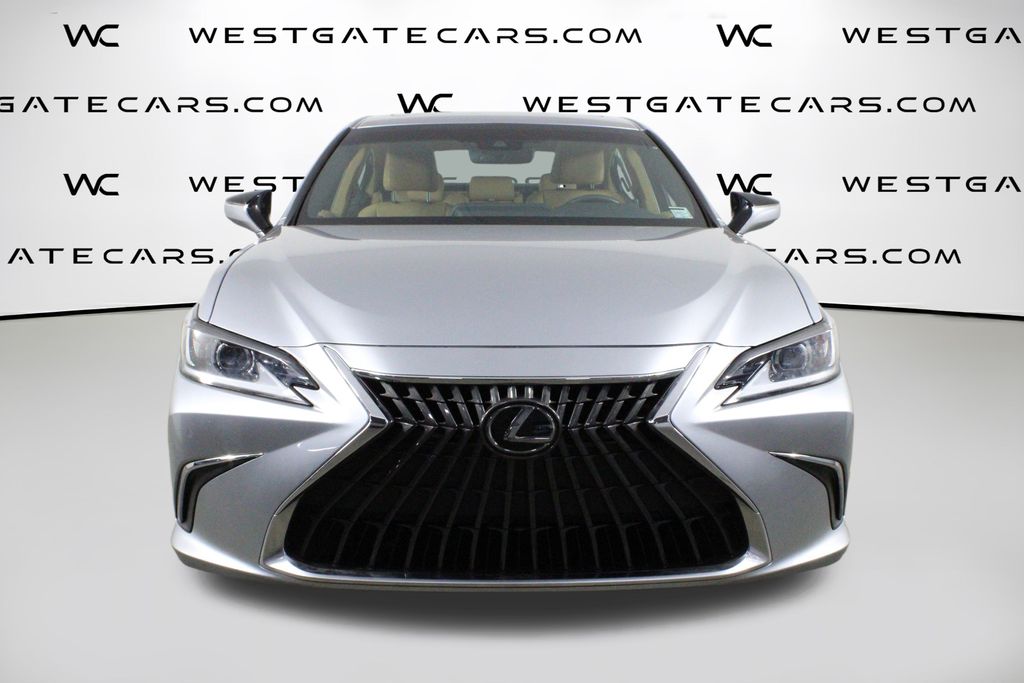 2022 Lexus ES 350 photo 2