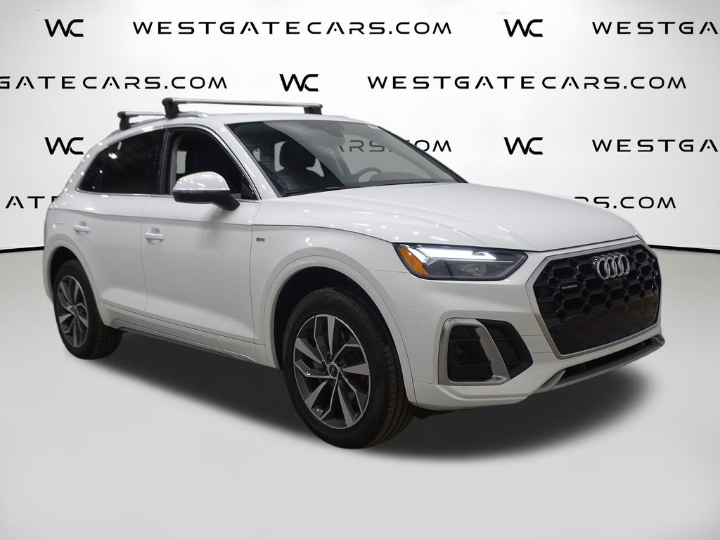 2023 Audi Q5 Premium Plus's photo