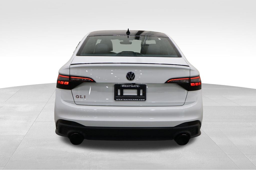 2023 Volkswagen Jetta GLI 2.0T Autobahn photo 4