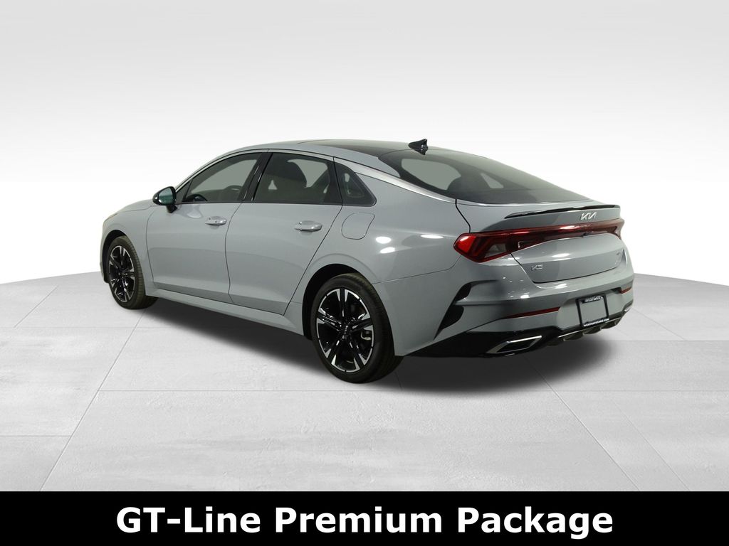 2024 Kia K5 GT-Line photo 3