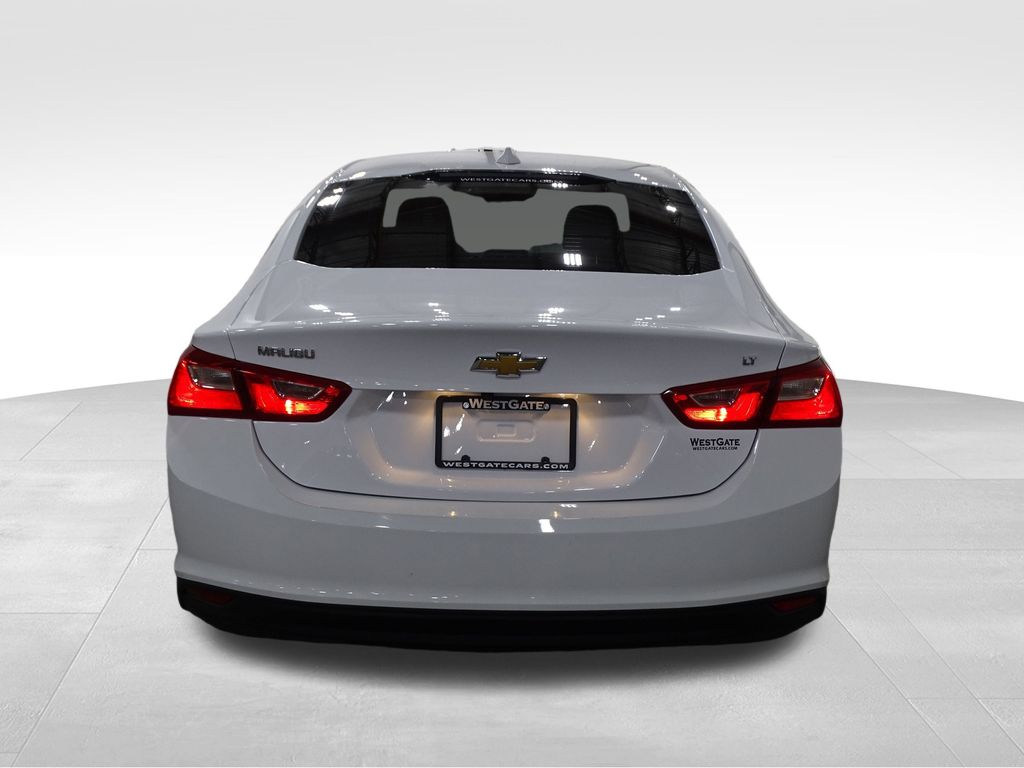 2023 Chevrolet Malibu 1LT photo 4