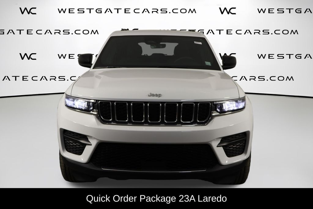 Used 2025 Jeep Grand Cherokee Laredo SUV