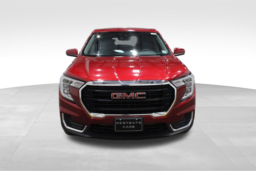2022 Gmc Terrain SLE photo 2