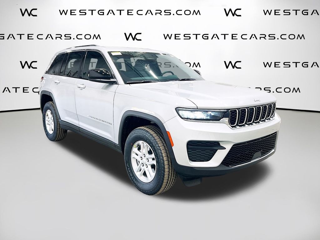 New 2025 Jeep Grand Cherokee LAREDO 4X2 Sport Utility