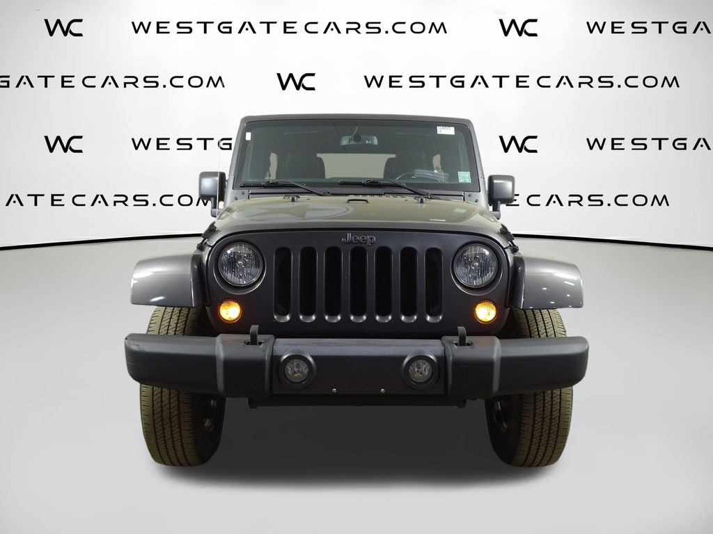 2017 Jeep Wrangler Unlimited Freedom photo 2