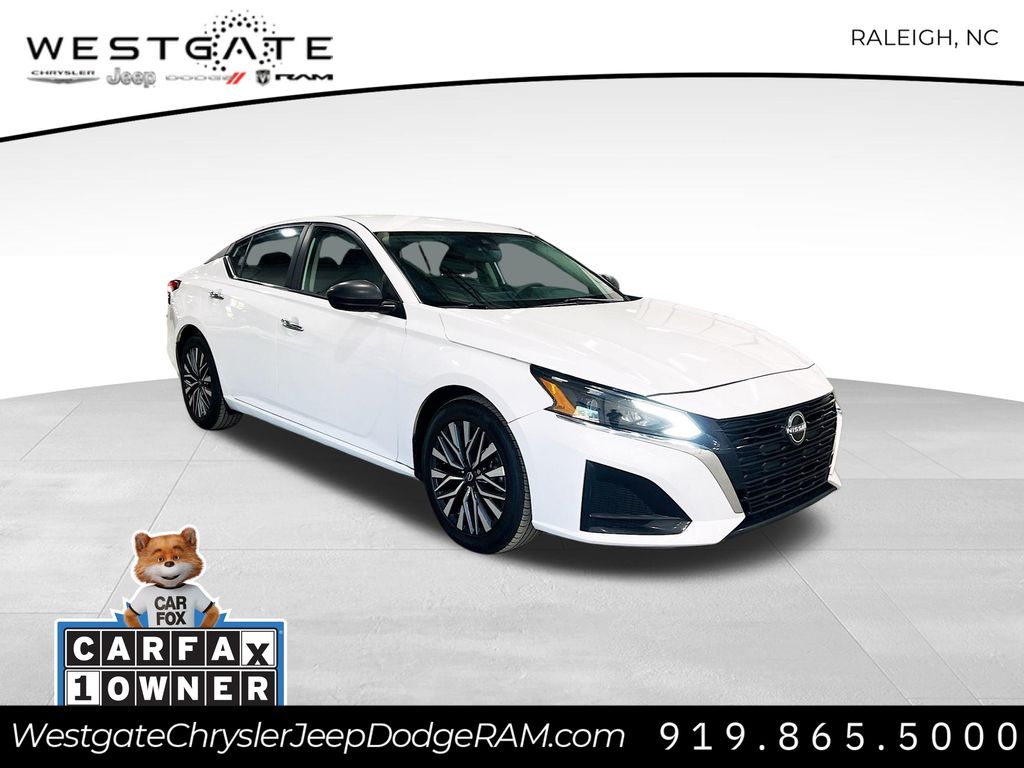 2024 Nissan Altima SV