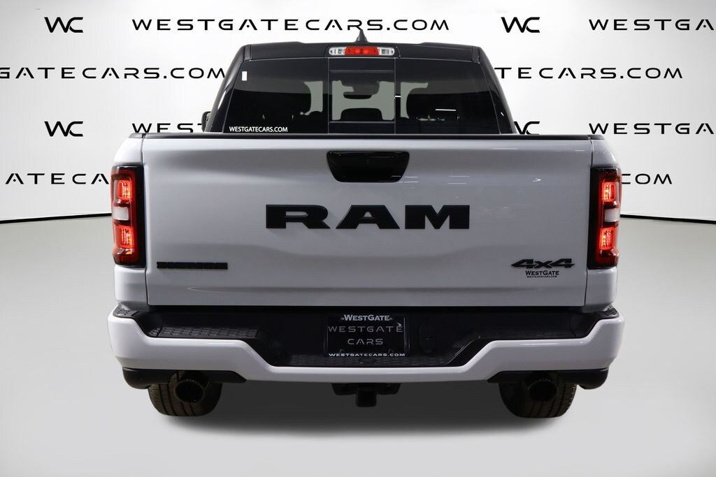 New 2026 Ram 1500 BIG HORN CREW CAB 4X4 5'7 BOX Pickup