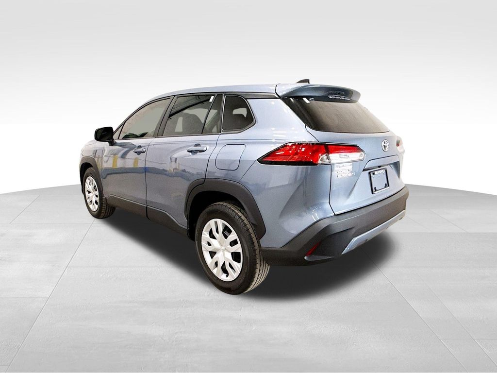 2022 Toyota Corolla Cross L photo 4