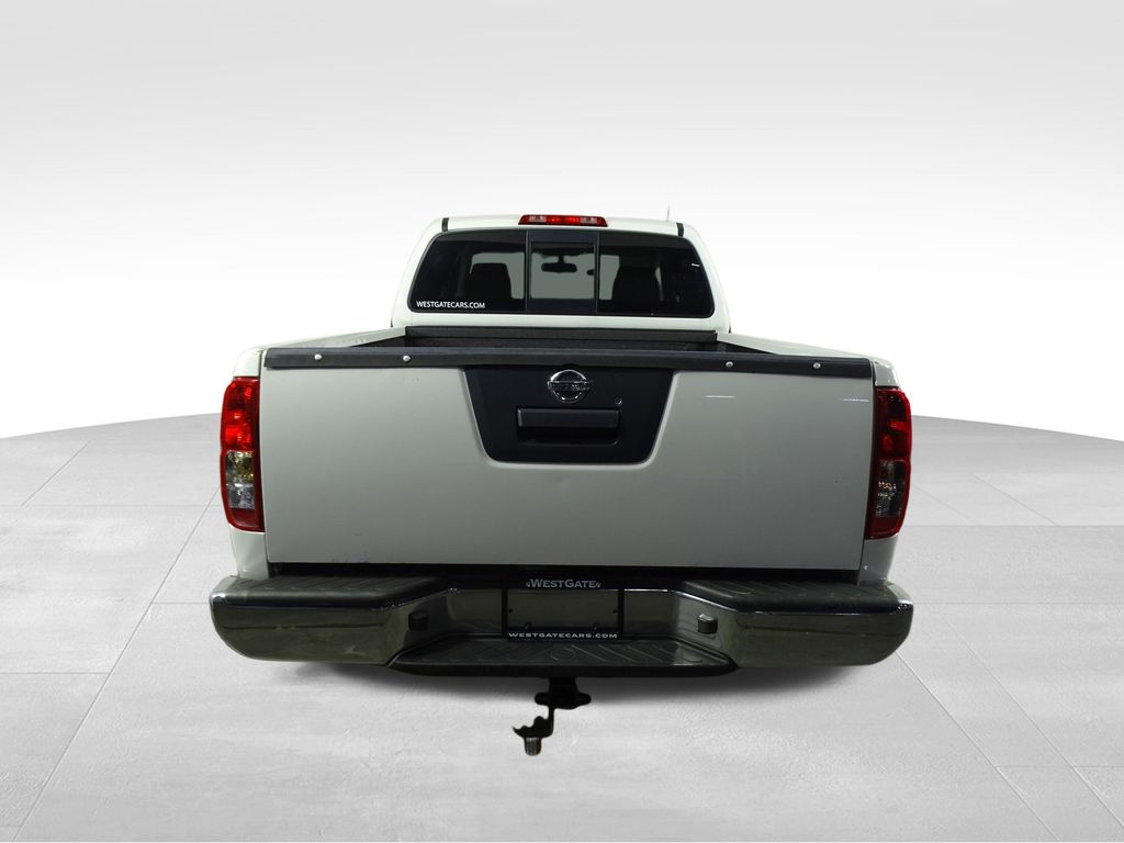 2018 Nissan Frontier SV photo 4