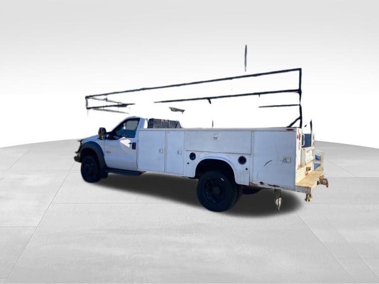 2016 Ford F-450 XLT photo 4
