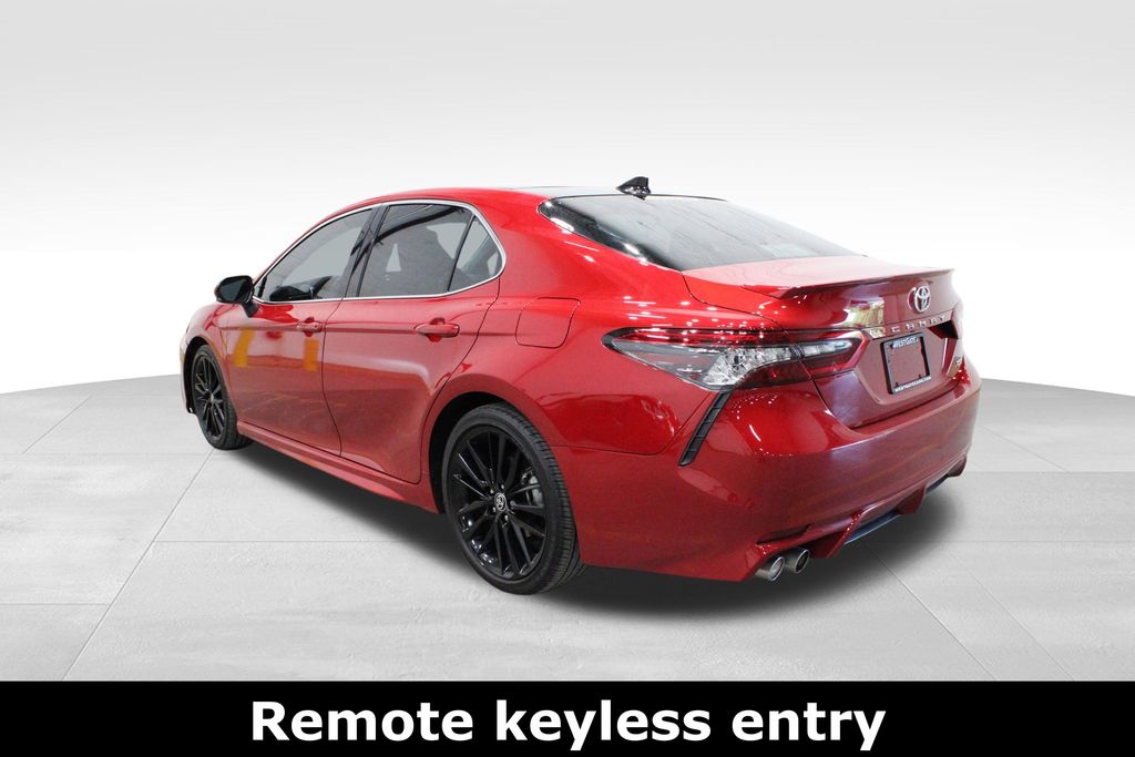 2023 Toyota Camry XSE V6 photo 3