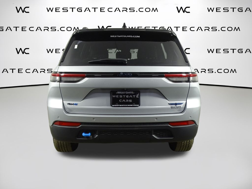 2022 Jeep Cherokee Trailhawk 4xe photo 2