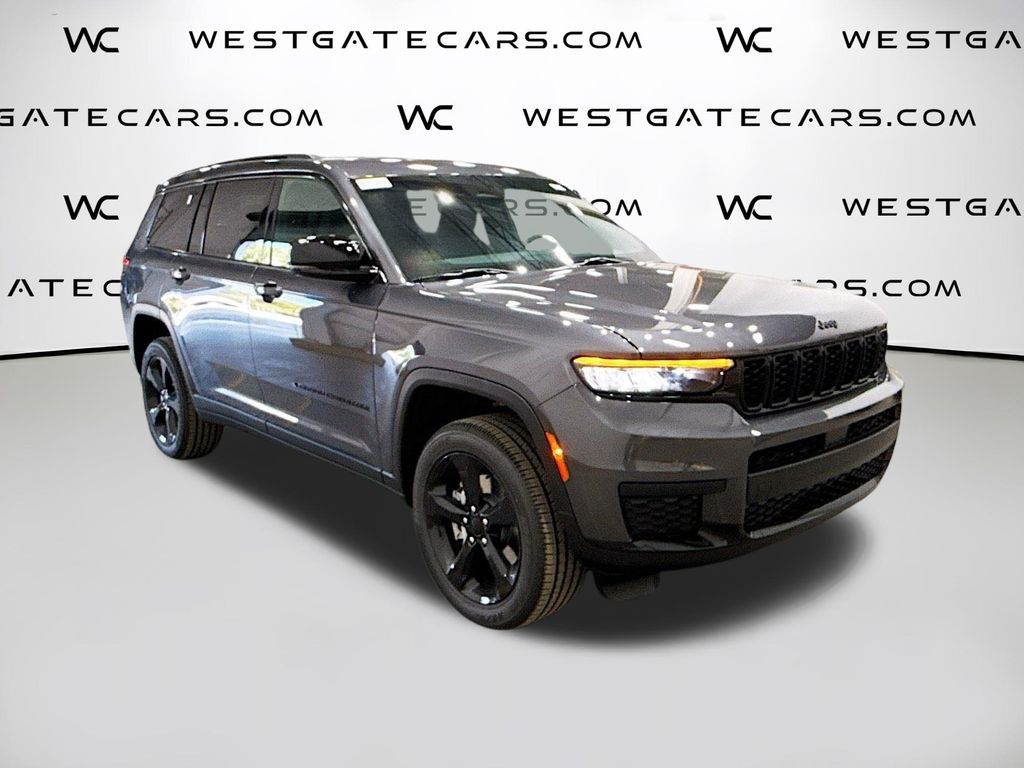 2025 Jeep Grand Cherokee L Altitude's photo