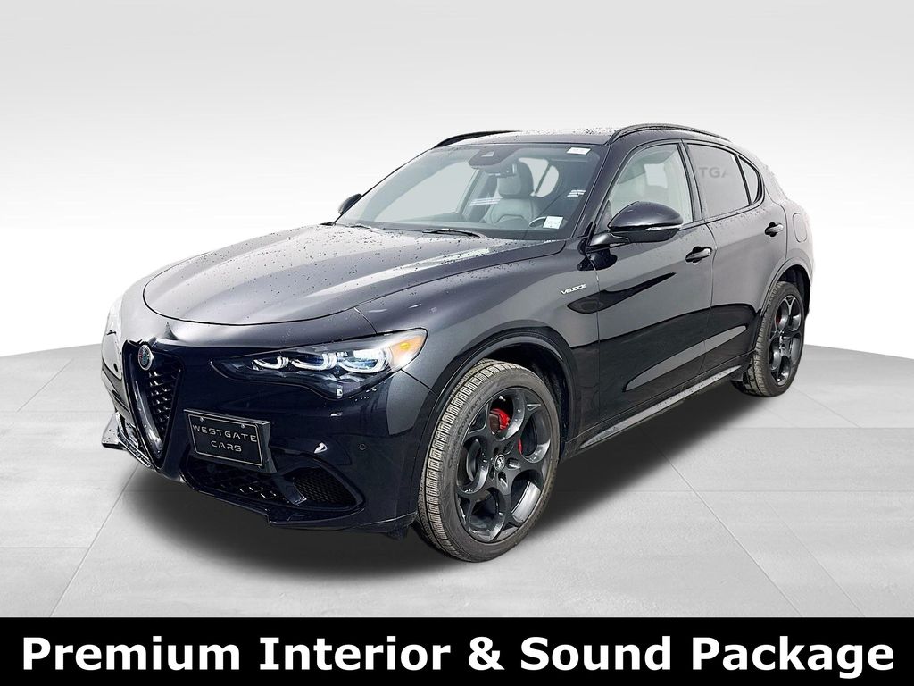2024 Alfa Romeo Stelvio Tributo Italiano photo 2