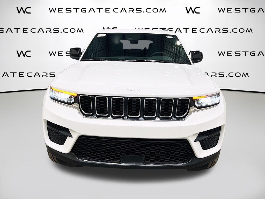 New 2025 Jeep Grand Cherokee LAREDO X 4X4 Sport Utility