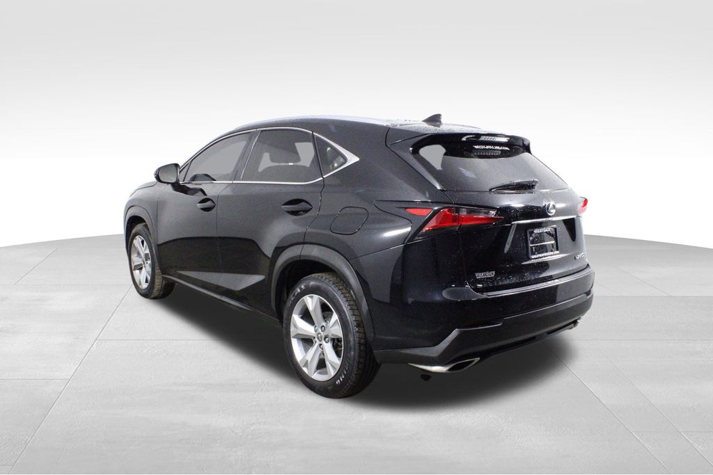 2017 Lexus NX 200t Luxury photo 3