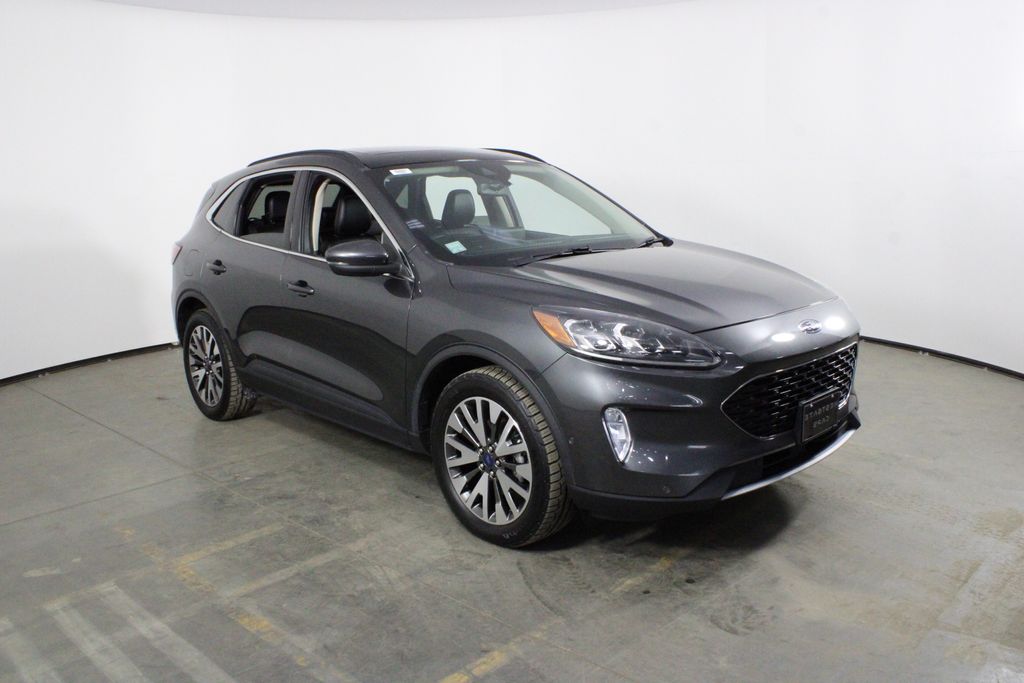 2020 Ford Escape Titanium