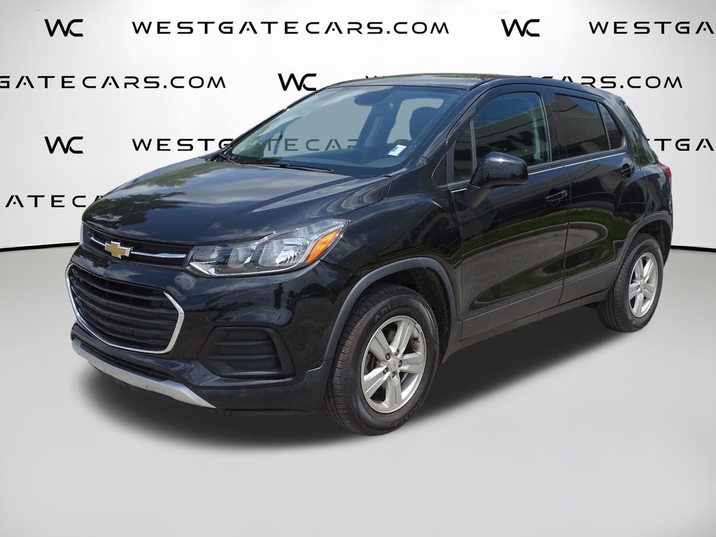2020 Chevrolet Trax LS's photo