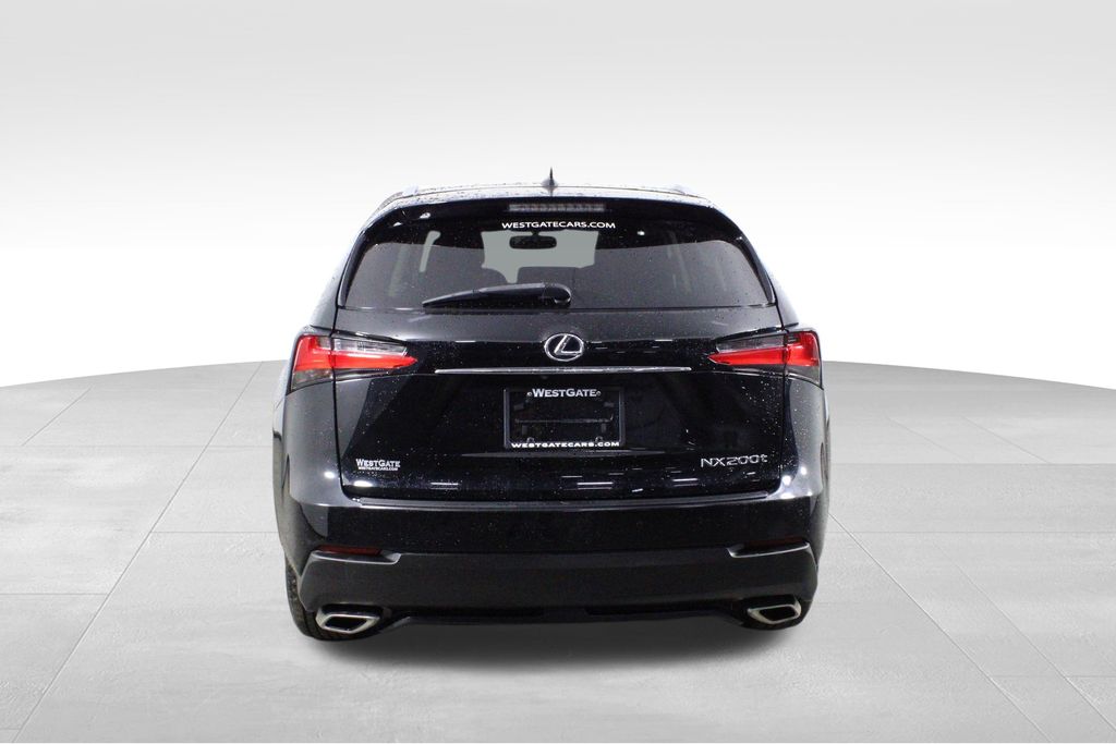 2017 Lexus NX 200t Luxury photo 4