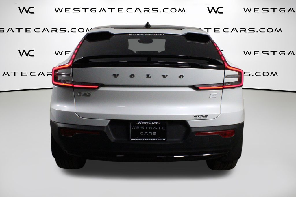2023 Volvo C40 Recharge Plus photo 4