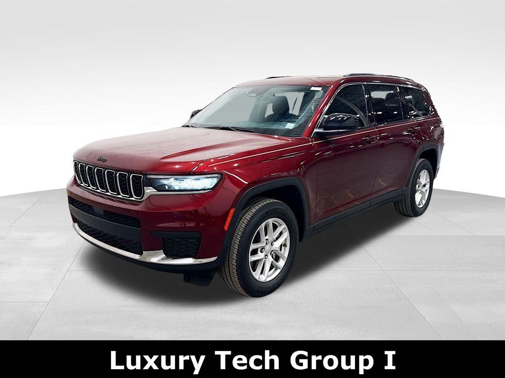 2021 Jeep Grand Cherokee Laredo photo 2