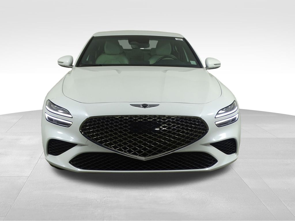 2024 Genesis G70 2.5T photo 2