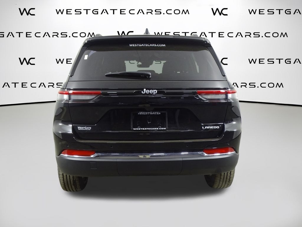 New 2025 Jeep Grand Cherokee LAREDO 4X2 Sport Utility