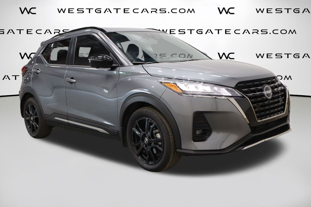 Used 2022 Nissan Kicks SR SUV