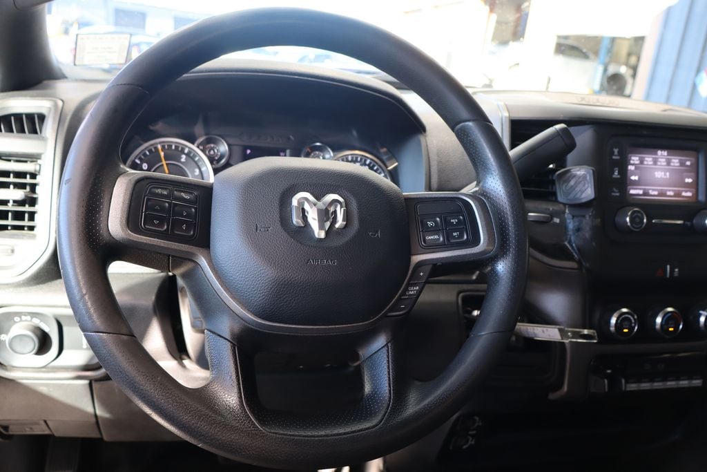 2022 RAM Ram 3500 Chassis Cab Tradesman - Photo 17