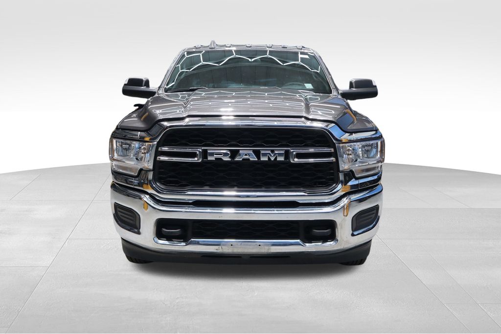 2022 Ram 3500 Tradesman photo 2