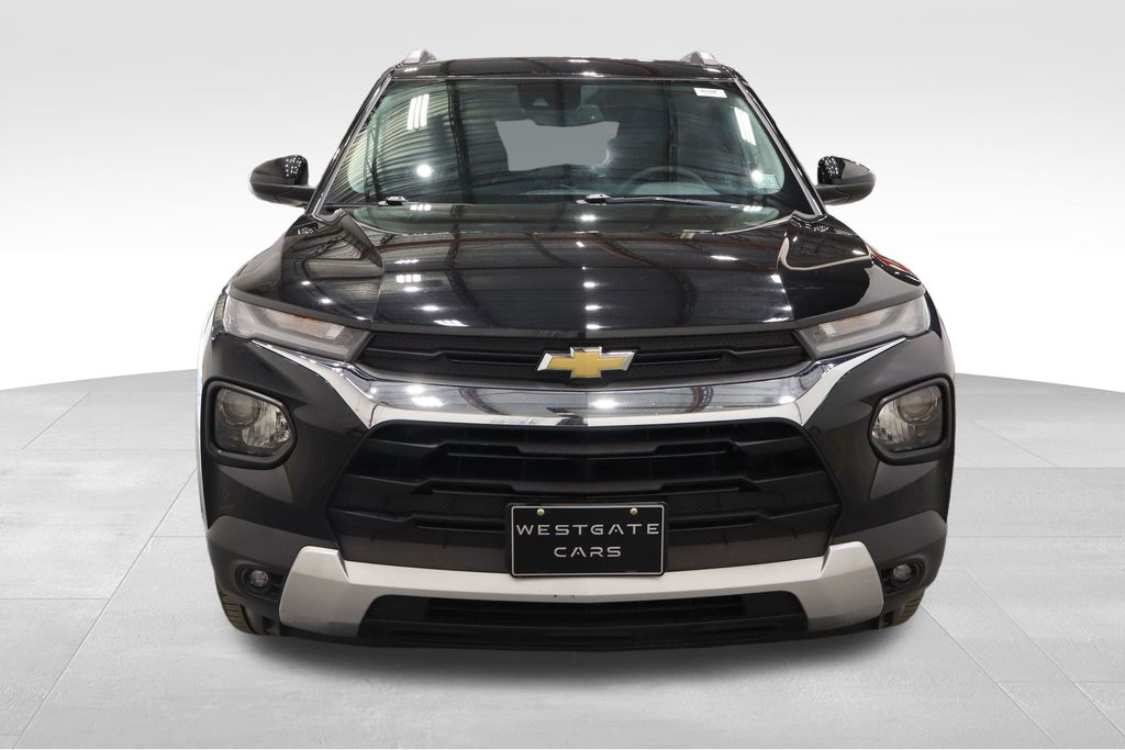 2023 Chevrolet Trailblazer LT photo 2