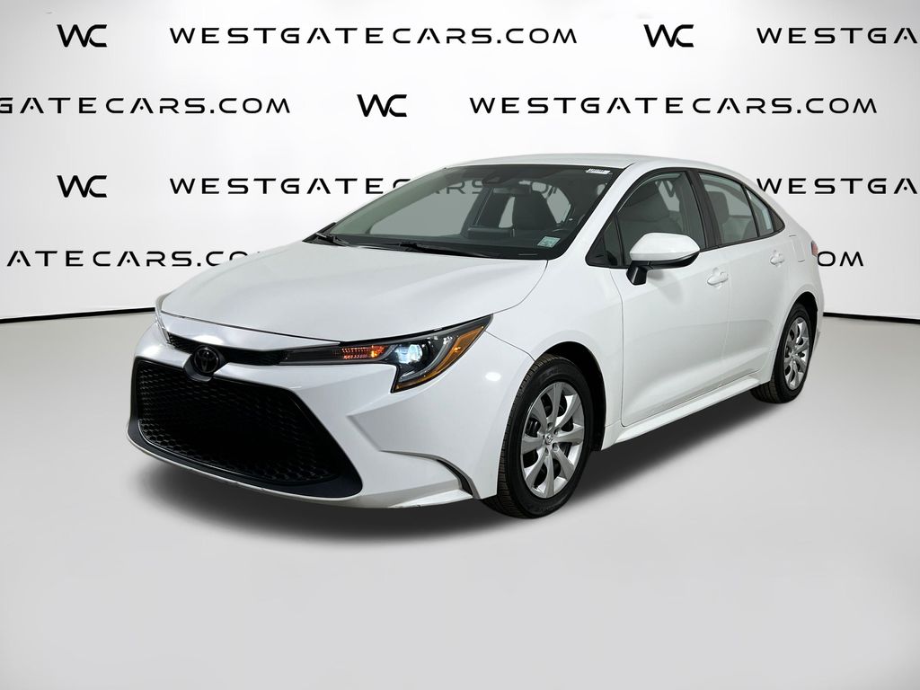 2021 Toyota Corolla LE's photo