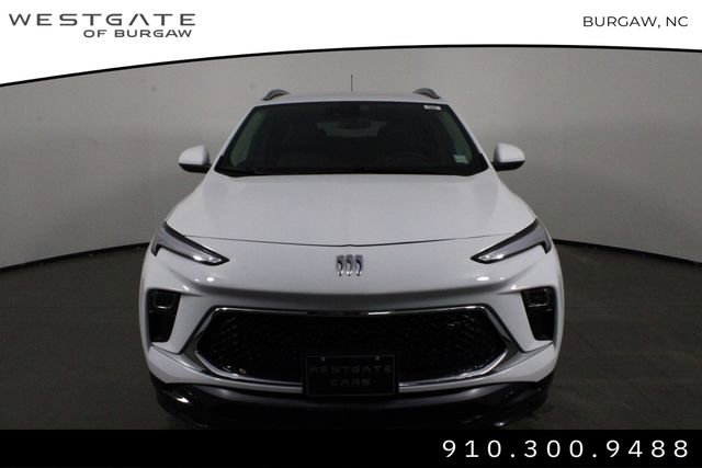 2024 Buick Encore GX Sport Touring photo 2